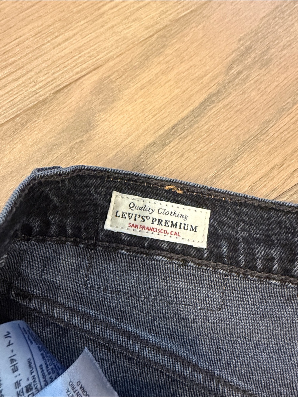 LEVI’S RIBCAGE STRAIGHT ANKLE - Picture 3 of 4